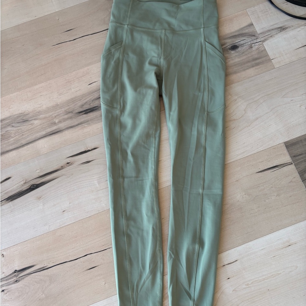 lululemon leggings with pockets